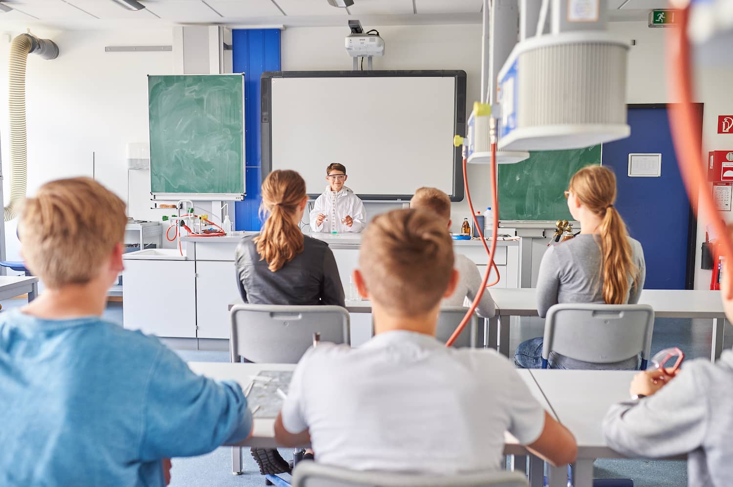 lise-meitner-schule-moordeich-bremen-naturwissenschaften-1